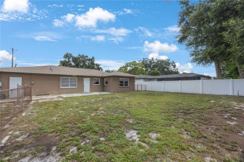 House in Saint Petersburg, Florida 2 bedrooms, 105.26 sq.m. № 1894705 - photo 30