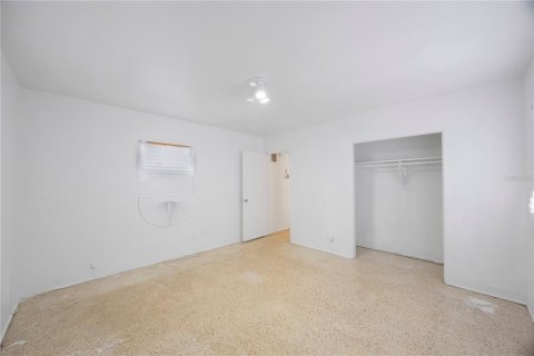 House in Saint Petersburg, Florida 2 bedrooms, 105.26 sq.m. № 1894705 - photo 20