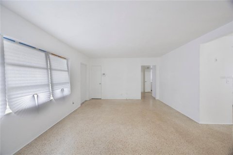 House in Saint Petersburg, Florida 2 bedrooms, 105.26 sq.m. № 1894705 - photo 28