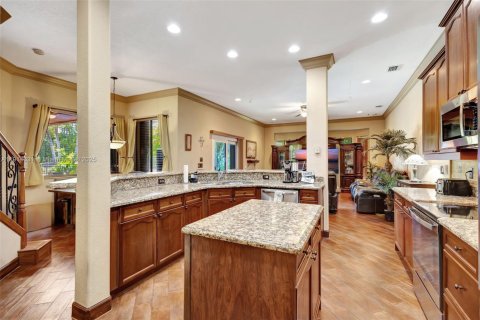 Casa en venta en Palm Beach, Florida, 4 dormitorios, 327.76 m2 № 1970566 - foto 5