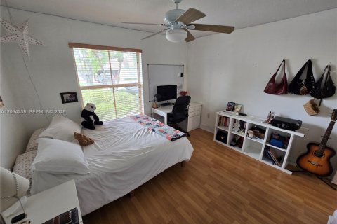 Villa ou maison à louer à Miami, Floride: 3 chambres, 177.07 m2 № 2390058 - photo 29