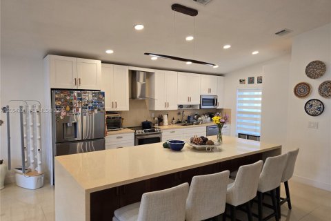 Villa ou maison à louer à Miami, Floride: 3 chambres, 177.07 m2 № 2390058 - photo 10
