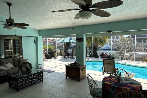 Casa en venta en Apollo Beach, Florida, 4 dormitorios, 203.18 m2 № 1597678 - foto 8