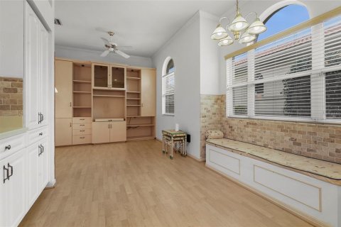 Купить виллу или дом в Сарасота, Флорида 5 комнат, 140.56м2, № 2106004 - фото 13