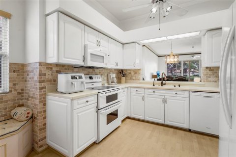 Купить виллу или дом в Сарасота, Флорида 5 комнат, 140.56м2, № 2106004 - фото 20
