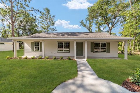 House in Ocala, Florida 3 bedrooms, 115.2 sq.m. № 1803906 - photo 1
