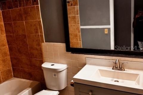 Купить коммерческую недвижимость в Ларго, Флорида 4 спальни, 151.62м2, № 1802243 - фото 18