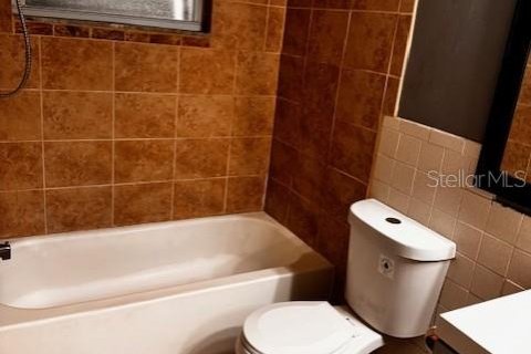 Купить коммерческую недвижимость в Ларго, Флорида 4 спальни, 151.62м2, № 1802243 - фото 19