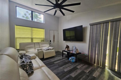 Villa ou maison à louer à Kissimmee, Floride: 2 chambres, 55.74 m2 № 1877154 - photo 2
