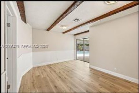 Villa ou maison à louer à Deerfield Beach, Floride: 1 chambre, 199 m2 № 2386905 - photo 3
