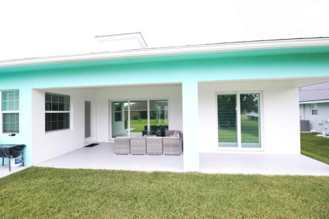Casa en venta en Port St. Lucie, Florida, 4 dormitorios, 209.31 m2 № 2417597 - foto 3