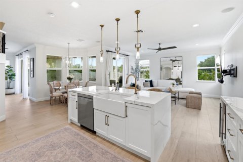 Villa ou maison à vendre à Lake Worth, Floride: 5 chambres, 307.13 m2 № 2408003 - photo 12