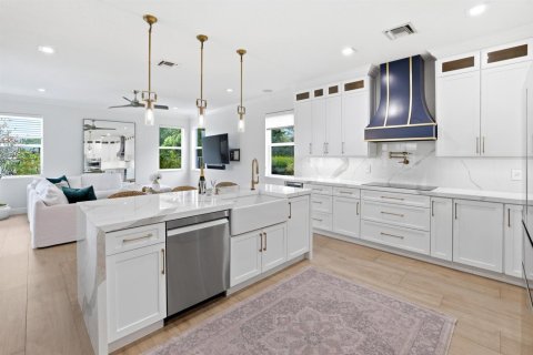 Villa ou maison à vendre à Lake Worth, Floride: 5 chambres, 307.13 m2 № 2408003 - photo 11