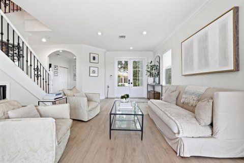 Villa ou maison à vendre à Lake Worth, Floride: 5 chambres, 307.13 m2 № 2408003 - photo 8