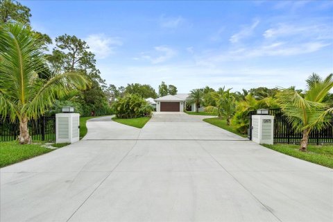Villa ou maison à vendre à Jupiter, Floride: 3 chambres, 302.03 m2 № 2246208 - photo 2