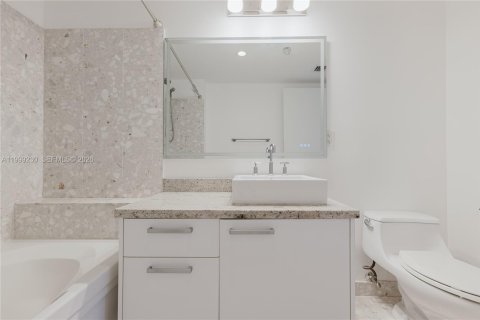 Appartement à louer à Miami, Floride: 1 chambre, 83.52 m2 № 2256332 - photo 20