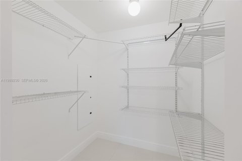 Appartement à louer à Miami, Floride: 1 chambre, 83.52 m2 № 2256332 - photo 17