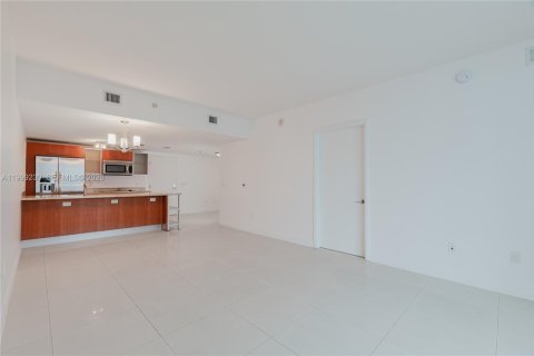 Appartement à louer à Miami, Floride: 1 chambre, 83.52 m2 № 2256332 - photo 8