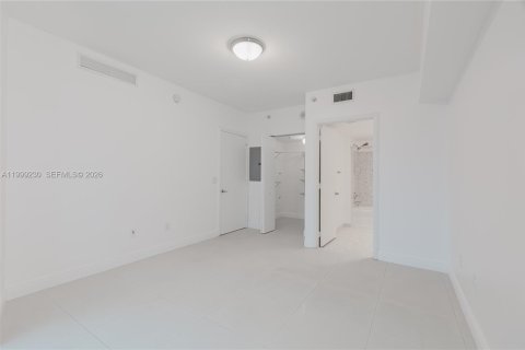 Appartement à louer à Miami, Floride: 1 chambre, 83.52 m2 № 2256332 - photo 16