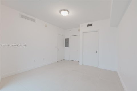 Appartement à louer à Miami, Floride: 1 chambre, 83.52 m2 № 2256332 - photo 15