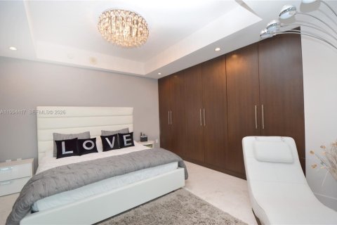 Copropriété à louer à Miami, Floride: 3 chambres, 253.72 m2 № 2056063 - photo 18