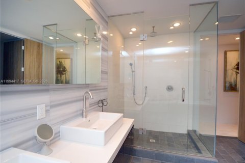 Copropriété à louer à Miami, Floride: 3 chambres, 253.72 m2 № 2056063 - photo 20