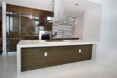 Copropriété à louer à Miami, Floride: 3 chambres, 253.72 m2 № 2056063 - photo 9