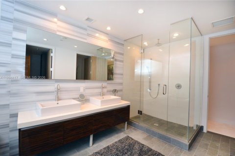 Copropriété à louer à Miami, Floride: 3 chambres, 253.72 m2 № 2056063 - photo 19