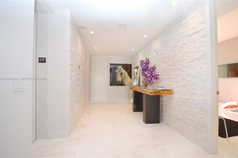 Copropriété à louer à Miami, Floride: 3 chambres, 253.72 m2 № 2056063 - photo 4