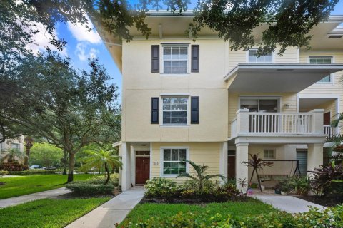 Condo in Jupiter, Florida, 3 bedrooms  № 2086559 - photo 2