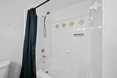 Condo in Jupiter, Florida, 3 bedrooms  № 2086559 - photo 19