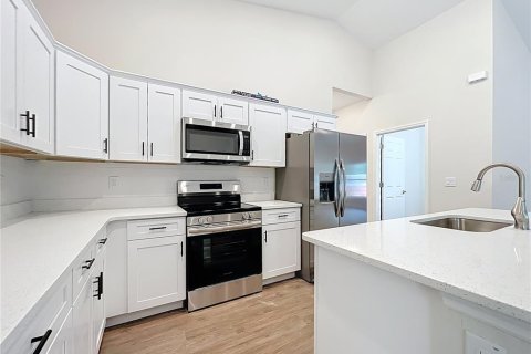 House in Citrus Springs, Florida 4 bedrooms, 156.73 sq.m. № 1904663 - photo 3