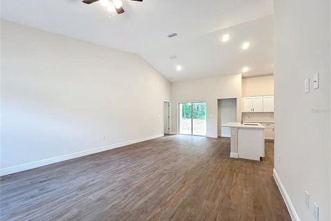 House in Citrus Springs, Florida 4 bedrooms, 156.73 sq.m. № 1904663 - photo 5