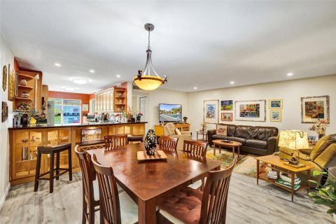 Copropriété à vendre à Hollywood, Floride: 4 chambres, 155.15 m2 № 2006816 - photo 20