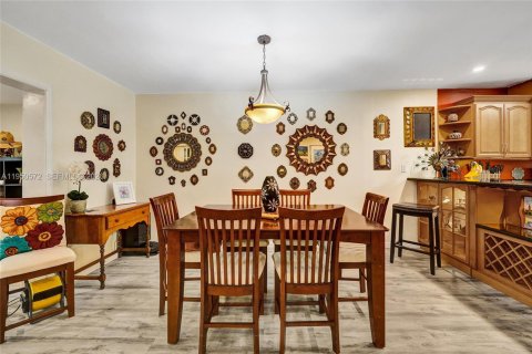 Condo à Hollywood, Floride, 4 chambres  № 2006816