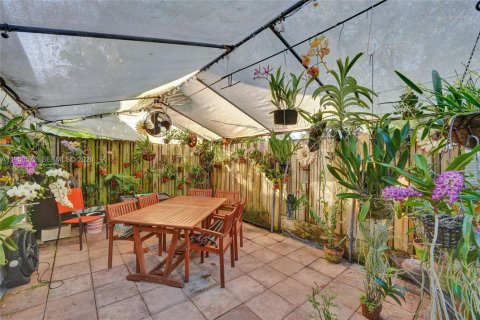 Copropriété à vendre à Hollywood, Floride: 4 chambres, 155.15 m2 № 2006816 - photo 3