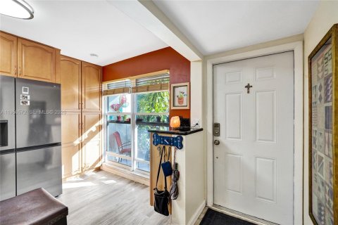 Copropriété à vendre à Hollywood, Floride: 4 chambres, 155.15 m2 № 2006816 - photo 10