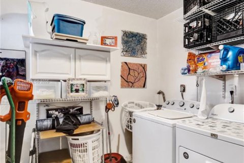 Copropriété à vendre à Hollywood, Floride: 4 chambres, 155.15 m2 № 2006816 - photo 7