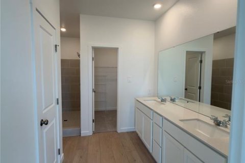 House in Kissimmee, Florida 3 bedrooms, 202.06 sq.m. № 2389208 - photo 9