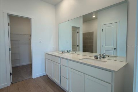 House in Kissimmee, Florida 3 bedrooms, 202.06 sq.m. № 2389208 - photo 10