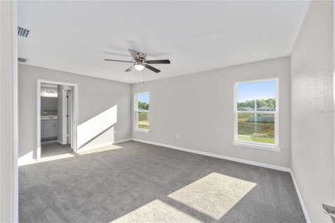 House in Summerfield, Florida 3 bedrooms, 144.18 sq.m. № 1725470 - photo 8