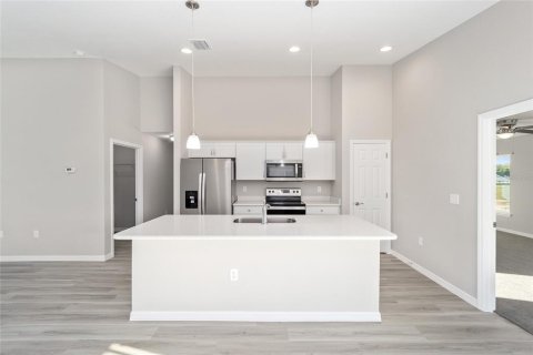 House in Summerfield, Florida 3 bedrooms, 144.18 sq.m. № 1725470 - photo 6