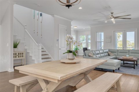 Townhouse in Redington Beach, Florida 3 bedrooms, 223.24 sq.m. № 1592020 - photo 14