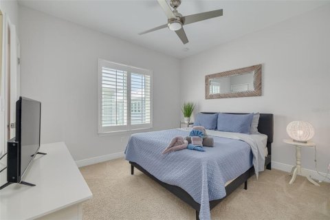 Townhouse in Redington Beach, Florida 3 bedrooms, 223.24 sq.m. № 1592020 - photo 26