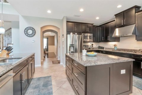 House in Wesley Chapel, Florida 6 bedrooms, 396.79 sq.m. № 1784940 - photo 15