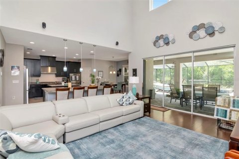 House in Wesley Chapel, Florida 6 bedrooms, 396.79 sq.m. № 1784940 - photo 7