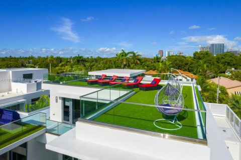 Снять в аренду виллу или дом в Форт-Лодердейл, Флорида 6 спален, 608.05м2, № 2015325 - фото 27