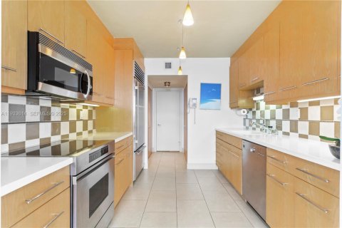 Купить кондоминиум в Авентура, Флорида 2 спальни, 176.61м2, № 1993086 - фото 9