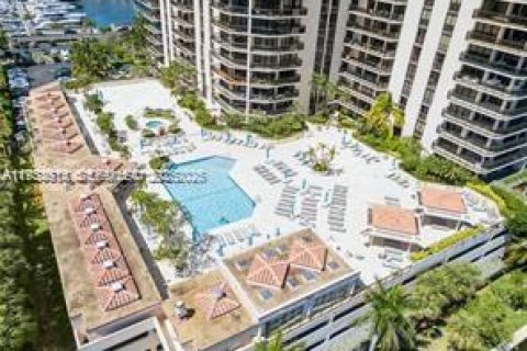 Купить кондоминиум в Авентура, Флорида 2 спальни, 176.61м2, № 1993086 - фото 1