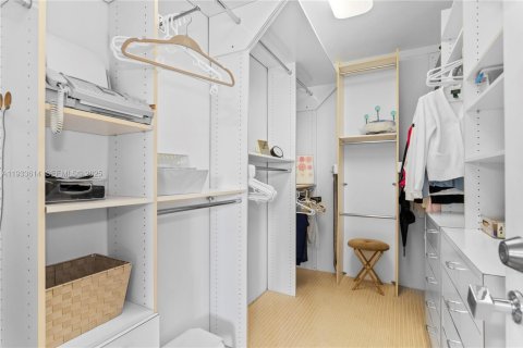 Купить кондоминиум в Авентура, Флорида 2 спальни, 176.61м2, № 1993086 - фото 17